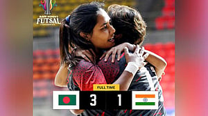 সাফ ফুটসালে ভারতকে হারিয়ে শুরু সাবিনা-কৃষ্ণাদের