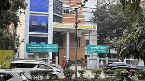 গুলশান থেকে তরুণীর গলাকাটা লাশ উদ্ধার