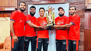 নির্বাচক থেকে কোচ, চ্যালেঞ্জ জিতেই ছুটছেন হান্নান