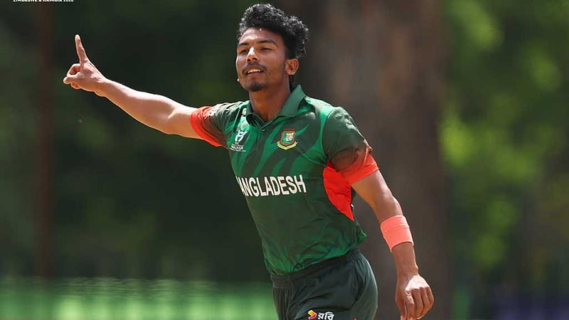 ৫ উইকেট নিয়ে ইকবালের রেকর্ড, জয়ে বিশ্বকাপ শেষ বাংলাদেশের