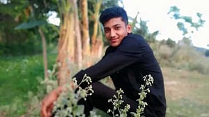 ঝালকাঠিতে ঘরের বিদ্যুৎ লাইন মেরামত করতে গিয়ে প্রাণ গেল কলেজ ছাত্রের