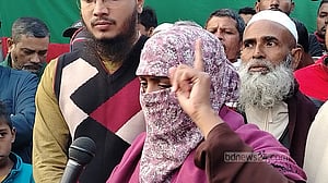হাদি হত্যার বিচার করতে ‘বিপ্লবী সরকার’ চাইলেন বোন মাসুমা