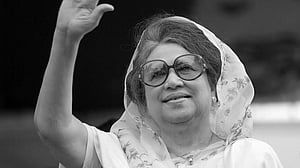 'খালেদা জিয়া বললেন, ওরা এই বাড়িতেই খাবে, আমরা যা খাই, ওরাও তাই খাবে'