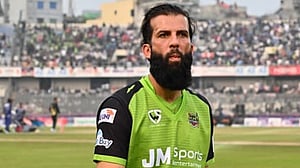 বিপিএল খেলে দেশে ফিরে মইন আলির চমকপ্রদ সিদ্ধান্ত