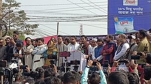 আওয়ামী লীগকে রাজনীতিতে ফেরানোর ষড়যন্ত্র চলছে: আসিফ মাহমুদ