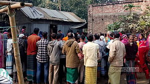 ময়মনসিংহে বাড়িতে ঢুকে যুবককে ছুরিকাঘাতে হত্যা