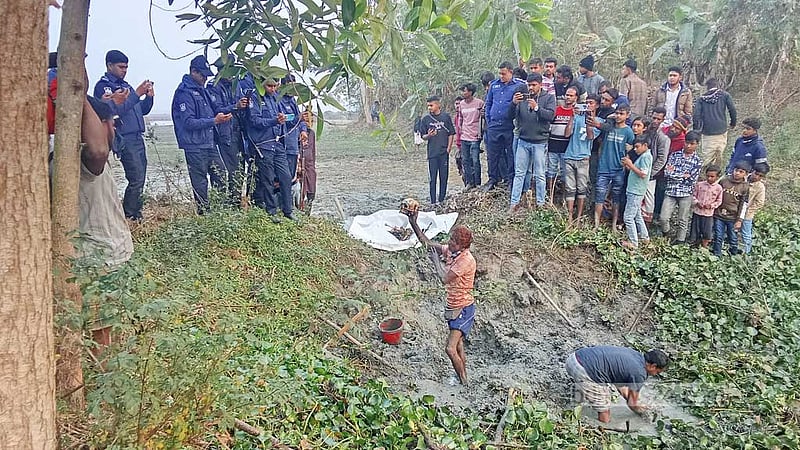 নওগাঁর সুমন হত্যার ‘রহস্য উদঘাটন’, ১৯ মাস পর হাড়গোড় উদ্ধার