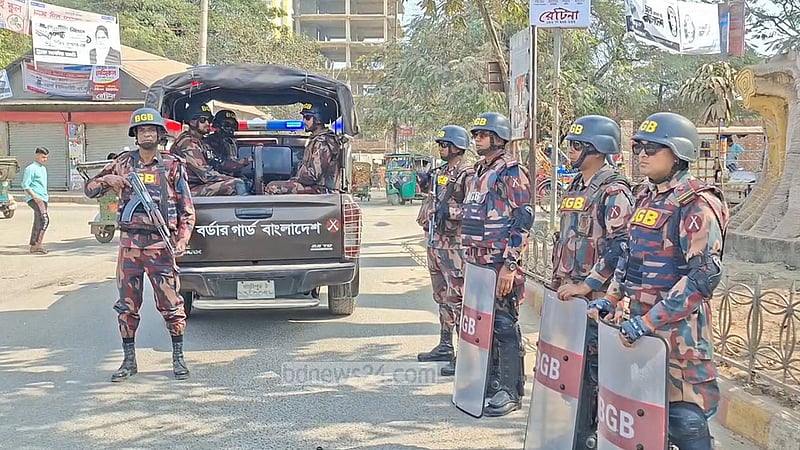 নরসিংদীতে নির্বাচনি নিরাপত্তায় ১৩ প্লাটুন বিজিবি মোতায়েন