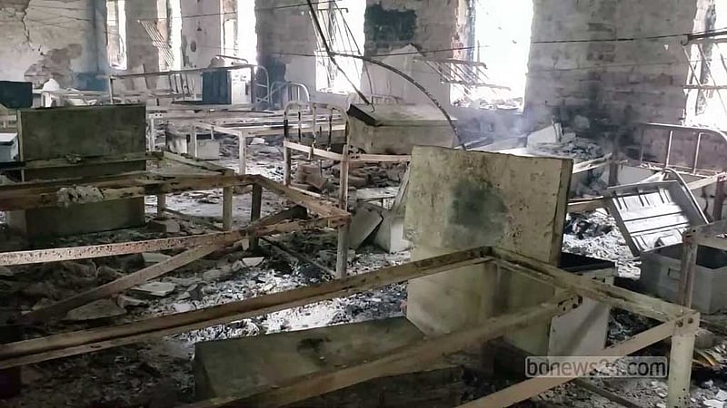 নরসিংদী কারাগারের লুট হওয়া ২৭ অস্ত্র-গুলি লাপাত্তা, ভোট নিয়ে শঙ্কা