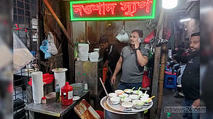 নওশাদের স্যুপে উষ্ণ স্বাদ