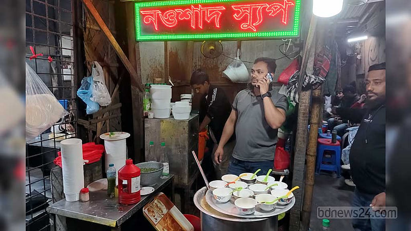 নওশাদের স্যুপে উষ্ণ স্বাদ
