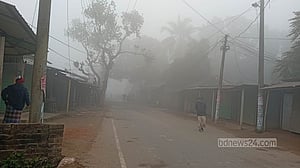 পঞ্চগড়ে তাপমাত্রা নেমেছে ৭ ডিগ্রিতে, শীতে নাকাল জনজীবন