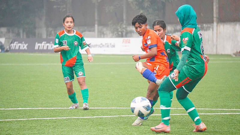 সানজিদা ও আইরিনের গোলে পুলিশের জয়