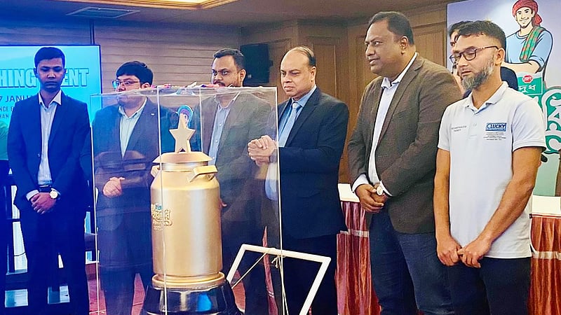 ‘খাঁটি খামারিদের’ সম্মাননা দেবে ‘প্রাণ দুধ’