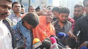 দেশের জন্য স্বামী জান দিয়েছে, বিচার চাই: র‌্যাব কর্মকর্তা মোতালেবের স্ত্রী