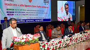 নাগরিকদের দায়িত্ব গণভোটে ‘হ্যাঁ’ বলা: আলী রীয়াজ