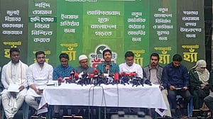 বিভাগীয় শহরে ‘হ্যাঁ’ ভোটের প্রচারে নামছে ‘ঐক্যবদ্ধ ছাত্রসংসদ’