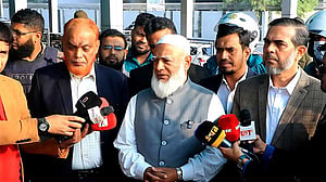 বাস্তবিক কর্মসূচি নিয়ে জনগণের সামনে যাওয়া উচিত: শফিকুর রহমান