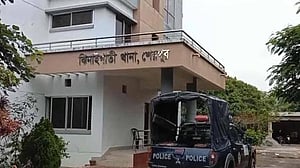 শেরপুরে জামায়াত নেতার মৃত্যু: ঝিনাইগাতীর ইউএনও ও ওসি প্রত্যাহার