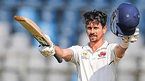 টানা চার সেঞ্চুরিতে টেন্ডুলকার-আজহারউদ্দিনের পাশে সিদ্ধেশ