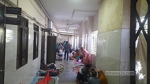 ওসমানী হাসপাতালে ইন্টার্ন চিকিৎসকদের কর্মবিরতি, রোগীদের দুর্ভোগ