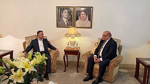 তারেক রহমানের সঙ্গে পাকিস্তান হাই কমিশনারের সাক্ষাৎ