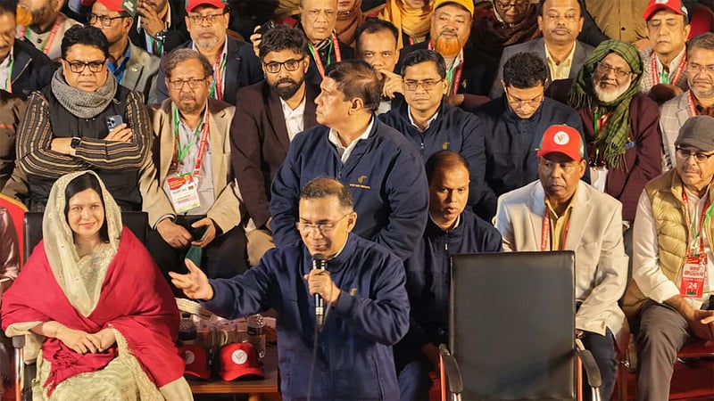 বগুড়াকে বিতর্কিত করা যাবে না: তারেক রহমান