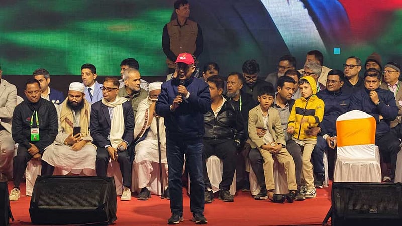 ১৬ ঘণ্টায় ৭ সমাবেশ, ভোর রাতে বাসার পথে তারেক রহমান