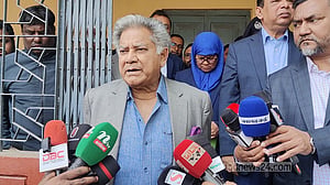 ‘গুম-খুন’ না চাইলে ‘হ্যাঁ’র পক্ষে ভোট দিন: সাখাওয়াত হোসেন