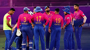 পারাশারকে ফিরিয়ে ওয়াসিমের নেতৃত্বে বিশ্বকাপে আরব আমিরাত