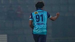 হাসানের দারুণ বোলিংয়ে অবশেষে নোয়াখালীর জয়