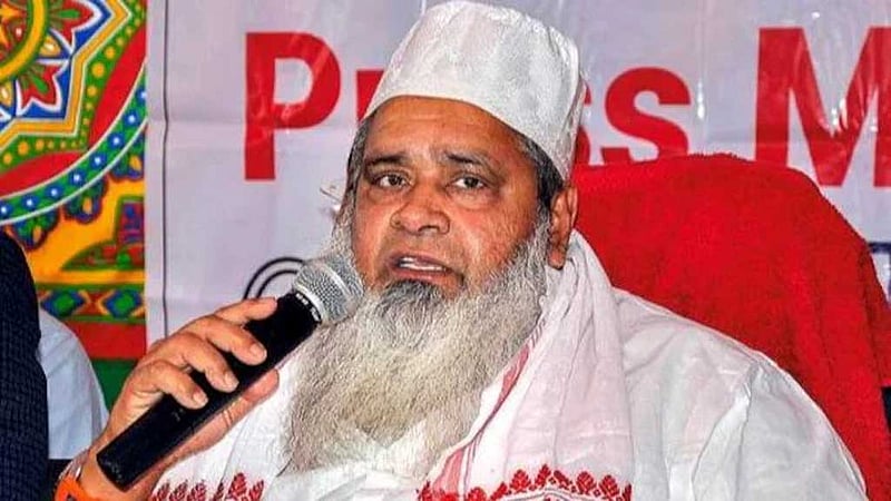 বাংলাদেশি সন্দেহে ‘পুশব্যাক’ বেআইনি ও অসাংবিধানিক: এআইইউডিএফ নেতা বদরুদ্দিন আজমল
