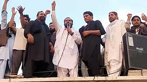 ‘ভারতের সাহায্য প্রয়োজন’, পাকিস্তান শাসিত কাশ্মীরের নেতার আকুতি