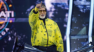 অস্ত্রোপচার হয়নি, অমিতাভ বললেন, ‘ভালো আছি’
