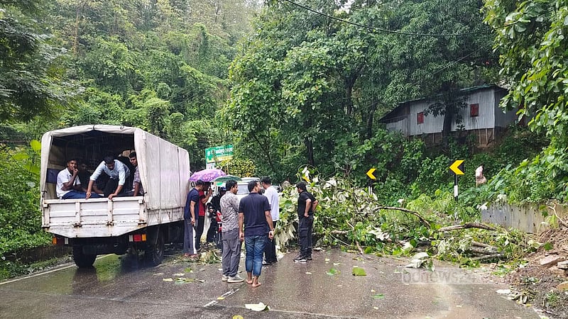 বৈরি আবহাওয়া: বান্দরবানে ১০ জুলাই পর্যন্ত সব পর্যটনকেন্দ্র বন্ধ ঘোষণা
