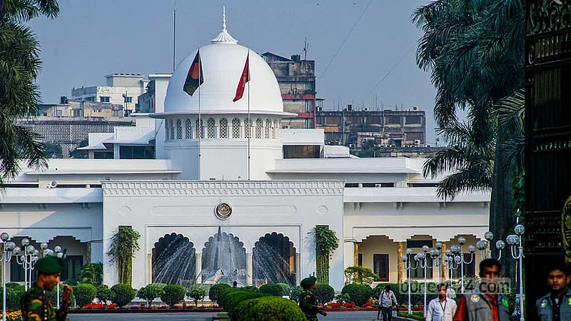 রাষ্ট্রপতির ক্ষমতা কতটা, সুবিধা পান কী কী