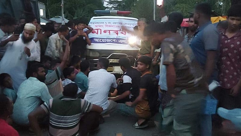 বরগুনায় প্রবাসীর লাশ নিয়ে মহাসড়ক অবরোধ, হত্যার অভিযোগে বিচার দাবি