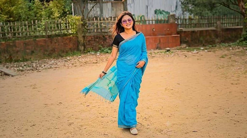 'শ্রাবণের মেঘ' ও নীতিপুলিশি: শিক্ষকের মর্যাদা রক্ষার দায়