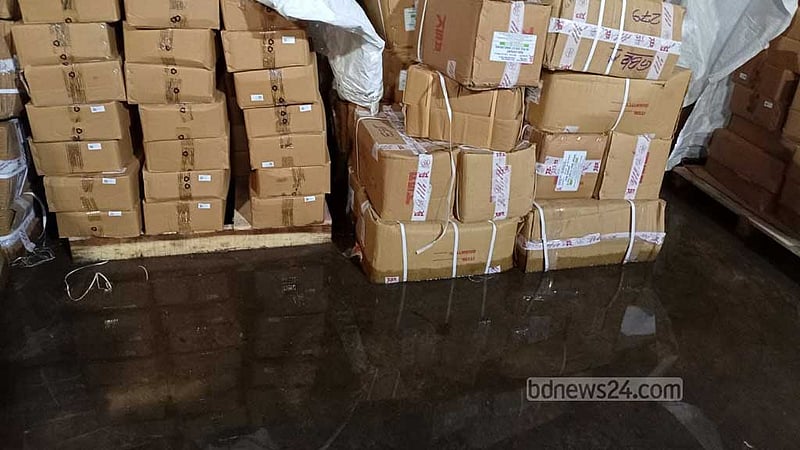 বেনাপোল বন্দরে জলাবদ্ধতা, ভাসছে আমদানি পণ্য