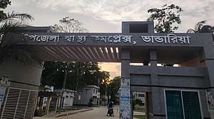 ঝালকাঠিতে সাপের কামড়ে তিন বছরের শিশুর মৃত্যু