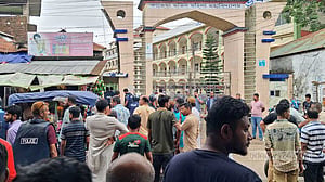 ভোলায় পরীক্ষায় ‘নকল করার সুযোগ না পেয়ে’ কেন্দ্রে হামলা-ভাঙচুর