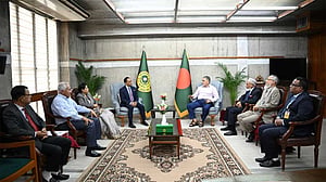 রাষ্ট্রপতি নির্বাচন নিয়ে ভারপ্রাপ্ত স্পিকারের সঙ্গে বৈঠকে সিইসি