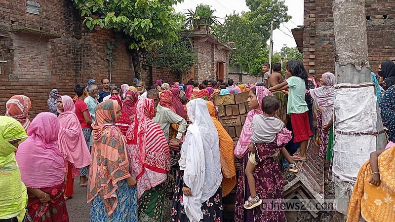 চাঁপাইনবাবগঞ্জে বিদ্যুৎস্পৃষ্টে দাদি-নাতনিসহ প্রাণ গেল ৩ জনের
