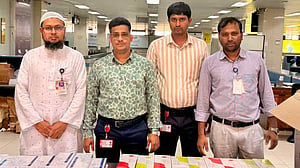 চট্টগ্রাম বিমানবন্দরে ৬৫ লাখ টাকার বিদেশি সিগারেট জব্দ