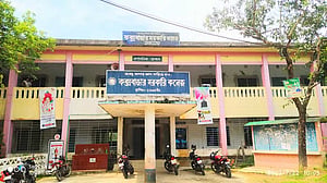 ‘মবের’ ভয়ে এক বছর ধরে ক্লাসের বাইরে কক্সবাজারের ২ শিক্ষক