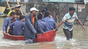 জলাবদ্ধতায় এইচএসসি পরীক্ষার্থীদের ভোগান্তি, পরীক্ষা স্থগিত ‘পরিস্থিতি দেখে’