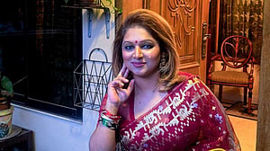 দিঠির কণ্ঠে গাজী মাজহারুল আনোয়ারের লেখা দেশের গান