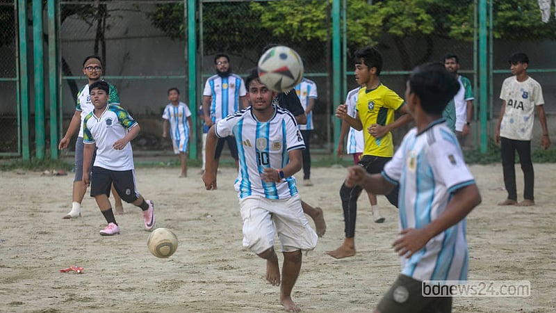 বিশ্বকাপ ফাইনাল: কথার লড়াই থেকে সমর্থনের উন্মাদনা
