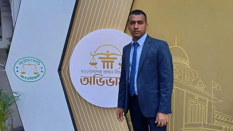 আদালতে পেপার ওয়েটের আঘাতে আইনজীবী আহত: বিচারককে বদলি