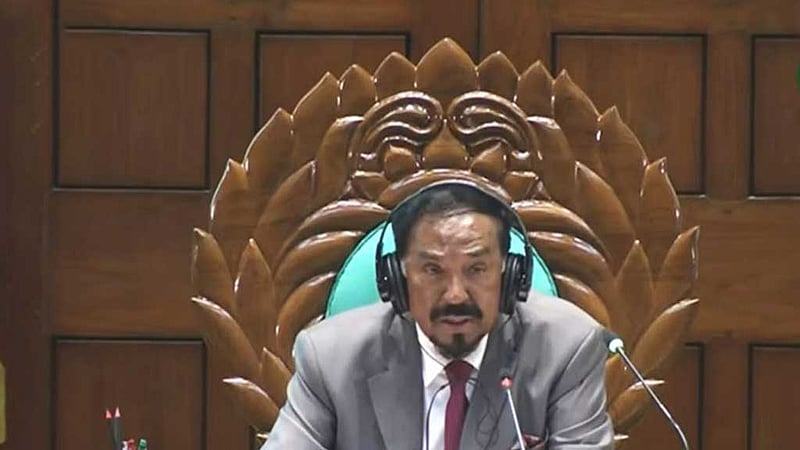 ‘খুল্লাম খুল্লা’ ফোন ব্যবহার, এমপিদের সতর্ক করলেন স্পিকার